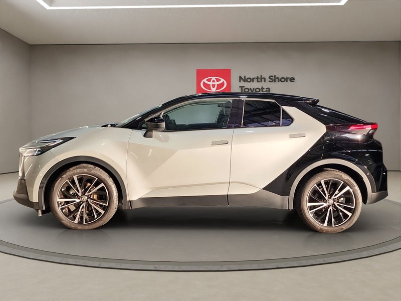 2024 Toyota C-HR Limited 1.8L Hybrid 2WD SUV image 4