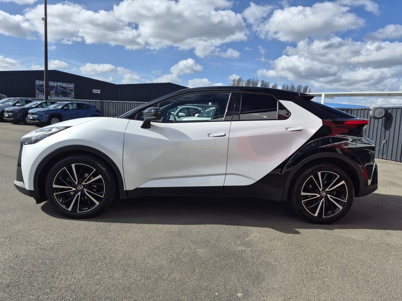 2024 Toyota C-HR Limited 1.8P Hybrid FWD Automa... image 5