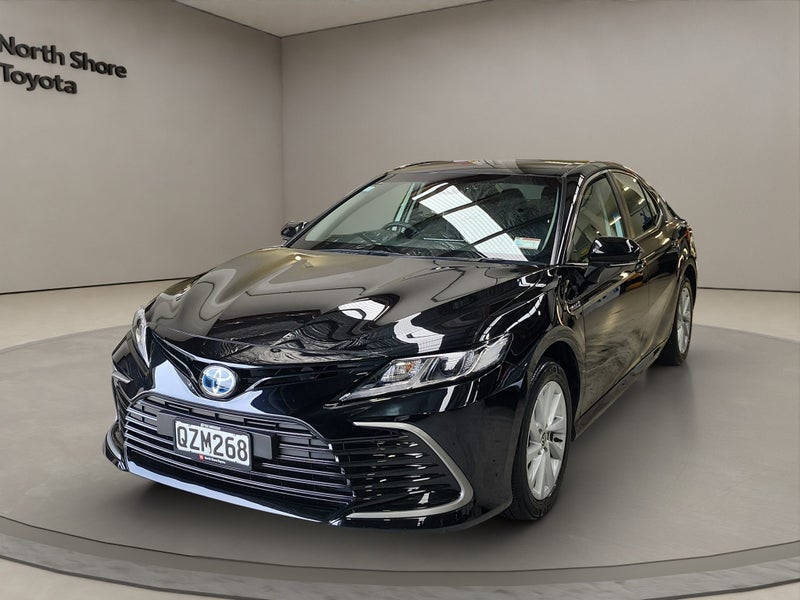 2024 Toyota Camry GX 2.5L Hybrid 2WD Sedan image 3