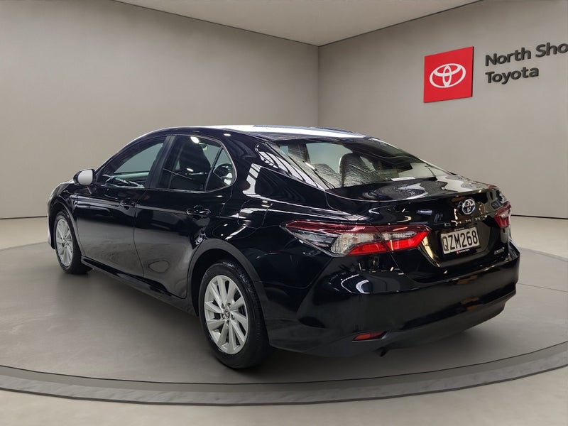 2024 Toyota Camry GX 2.5L Hybrid 2WD Sedan image 5