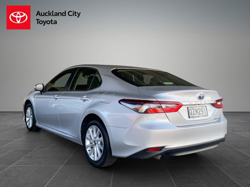 2024 Toyota Camry GX 2.5P HEV ECVT FWD SD/4D/5S image 5