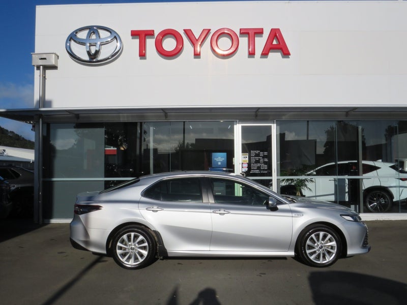 2024 Toyota Camry GX 2.5P HEV ECVT FWD SD/4D/5S image 4