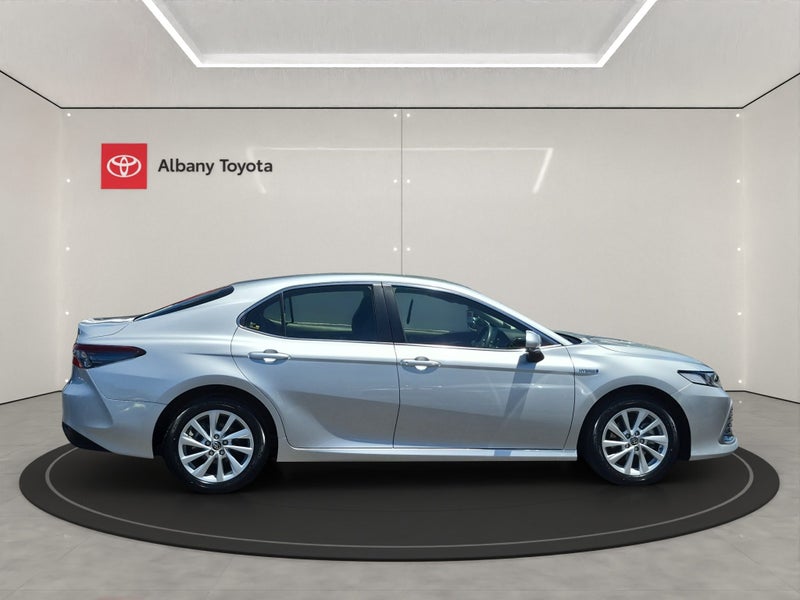 2024 Toyota Camry GX 2.5P HEV ECVT FWD SD/4D/5S... image 2