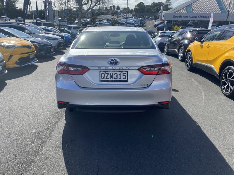 2024 Toyota Camry GX 2.5P HEV ECVT FWD SD/4D/5S... image 3
