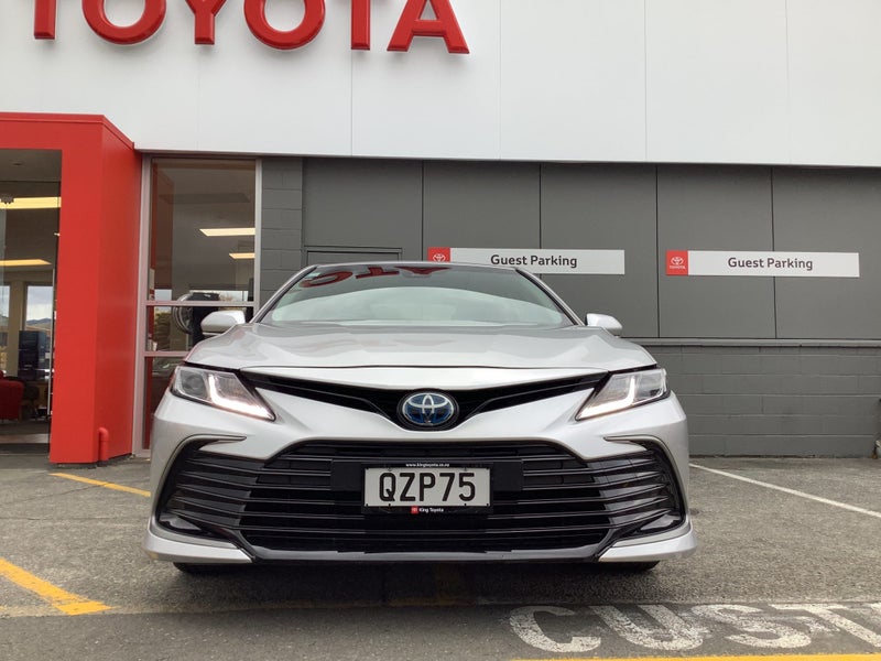 2024 Toyota Camry GX 2.5P HEV Hybrid Sedan image 2