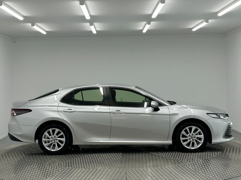 2024 Toyota Camry GX 2.5P Hybrid image 2