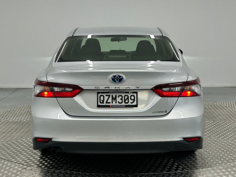 2024 Toyota Camry GX 2.5P Hybrid image 4