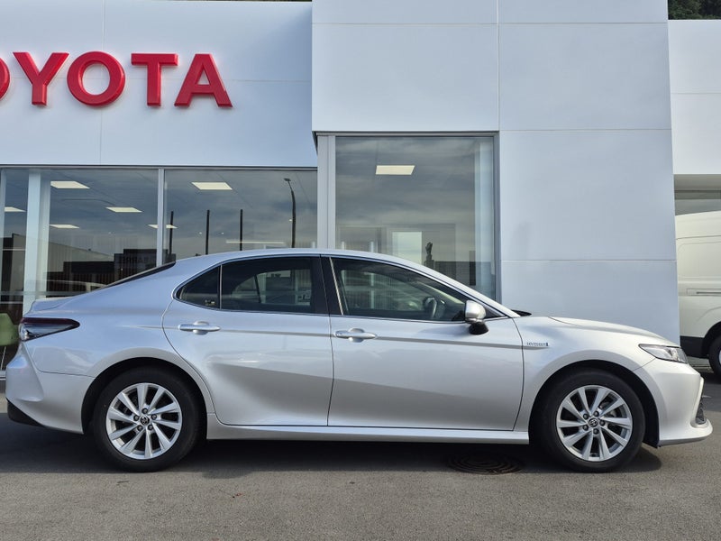 2024 Toyota Camry GX 2.5P HYBRID Auto image 2