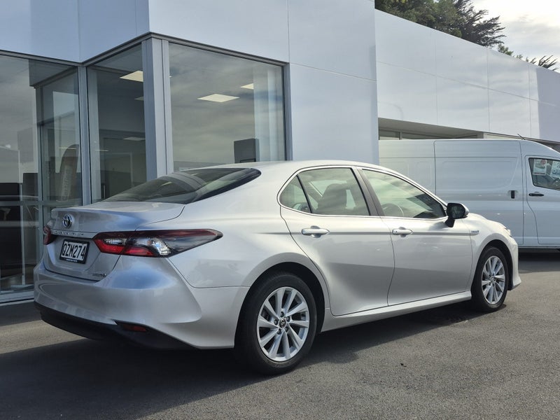 2024 Toyota Camry GX 2.5P HYBRID Auto image 3