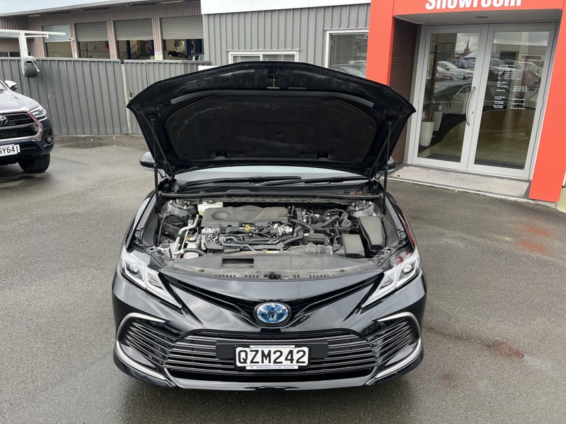 2024 Toyota Camry GX 2.5P Hybrid FWD Automatic... image 5