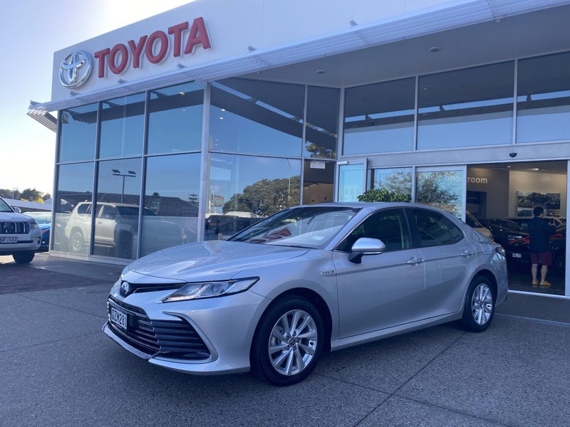 2024 Toyota Camry GX 2.5P Hybrid Sedan image 5