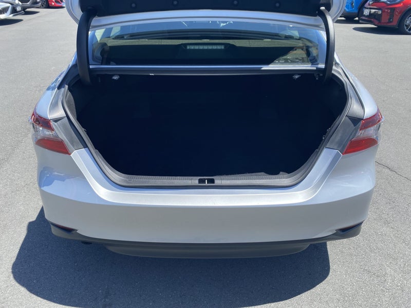 2024 Toyota Camry GX 2.5P Hybrid Sedan image 5