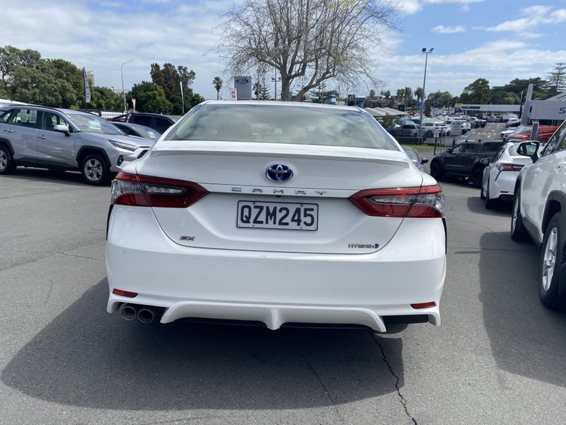 2024 Toyota Camry SX 2.5P HEV image 2