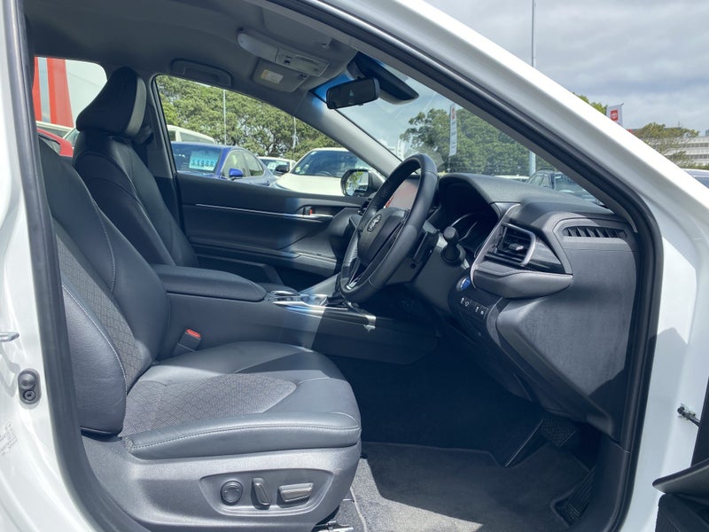 2024 Toyota Camry SX 2.5P HEV image 3