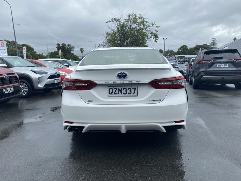 2024 Toyota Camry SX 2.5P HEV ECVT FWD SD/4D/5S... image 3