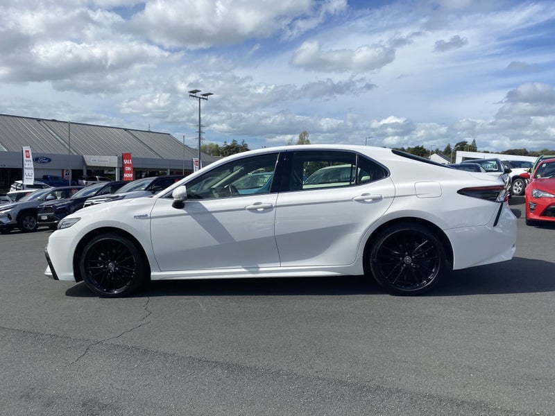 2024 Toyota Camry SX 2.5P Hybrid Sedan image 4