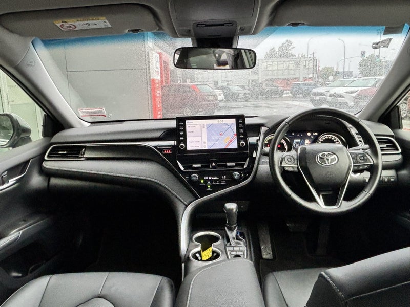 2024 Toyota Camry SX 2.5P HYBRID SPACIOUS SEDAN image 2