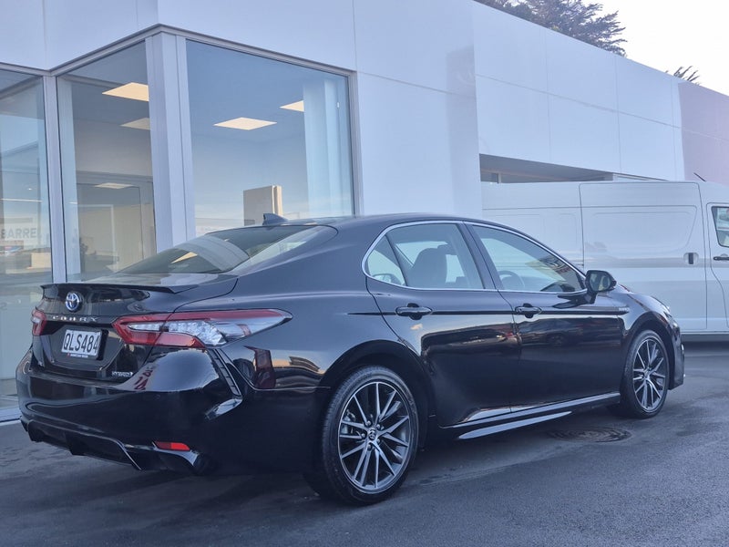 2024 Toyota Camry ZR 2.5P HYBRID Auto image 3