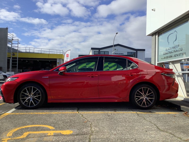 2024 Toyota Camry ZR 2.5P HYBRID HEV *One Owner... image 3