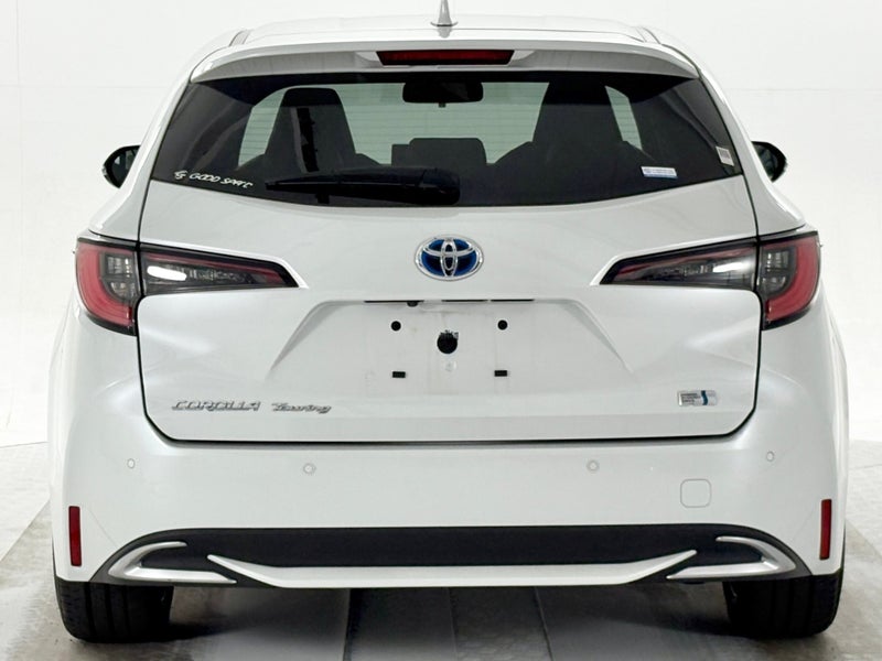 2024 Toyota Corolla 1.8 Hybrid WxB 5 Dr Wagon C... image 4