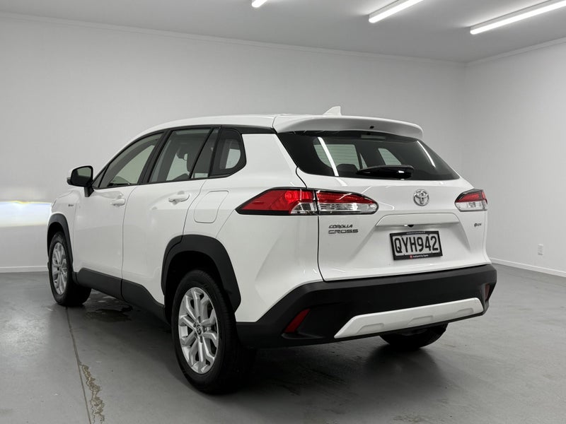 2024 Toyota Corolla Cross Cross GX 2.0 Hybrid image 2