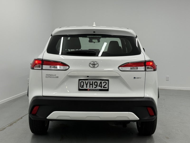 2024 Toyota Corolla Cross Cross GX 2.0 Hybrid image 5