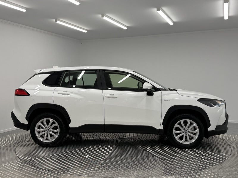 2024 Toyota Corolla Cross Cross GX 2.0 Hybrid image 3