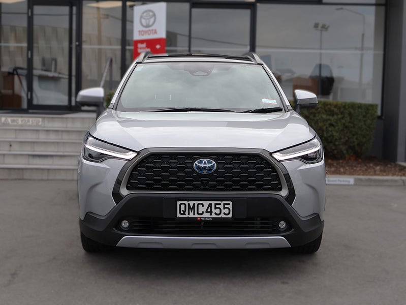 2024 Toyota Corolla Cross Cross Limited HYBRID... image 2