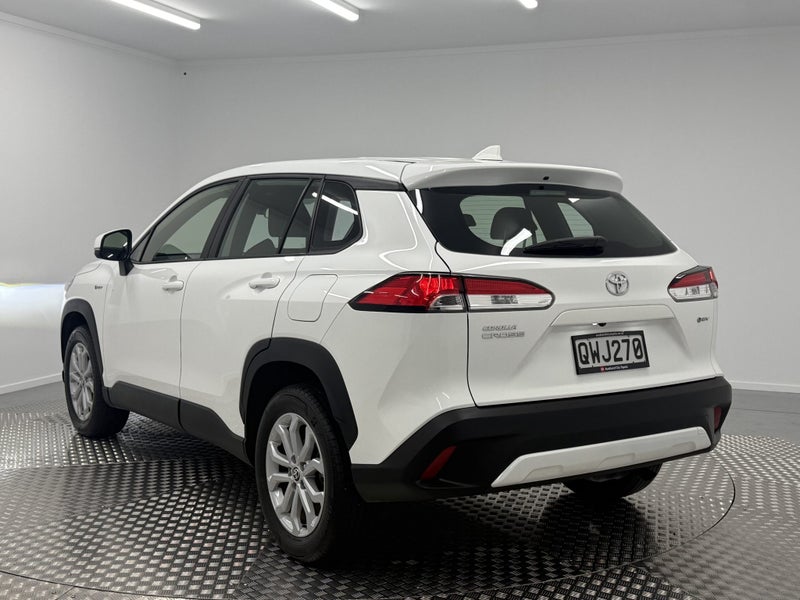 2024 Toyota Corolla Cross GX 2.0 Hybrid image 2