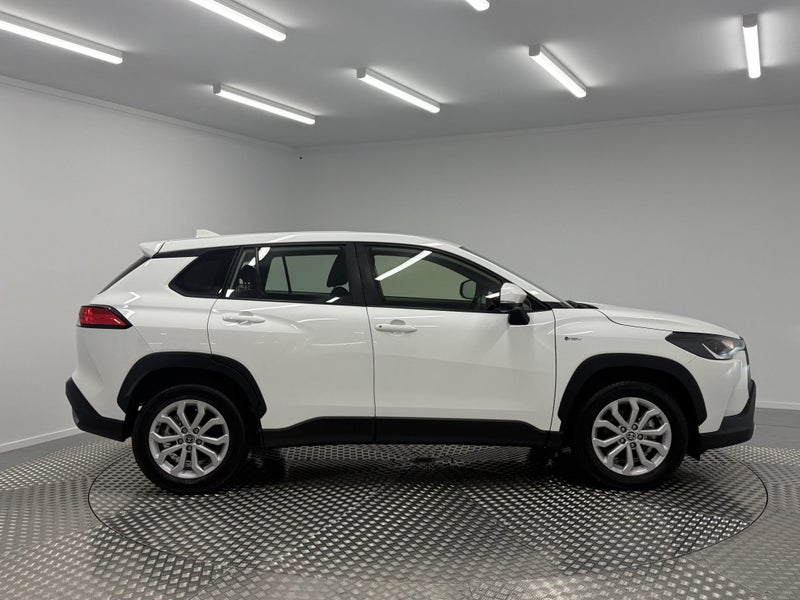 2024 Toyota Corolla Cross GX 2.0 Hybrid image 3