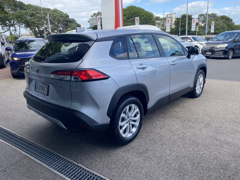 2024 Toyota Corolla Cross GX 2.0 Hybrid image 2