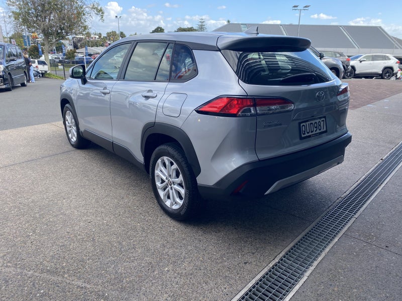 2024 Toyota Corolla Cross GX 2.0 Hybrid image 5