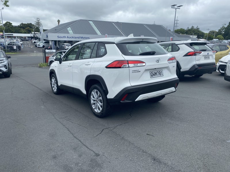 2024 Toyota Corolla Cross GX 2.0 Hybrid image 5