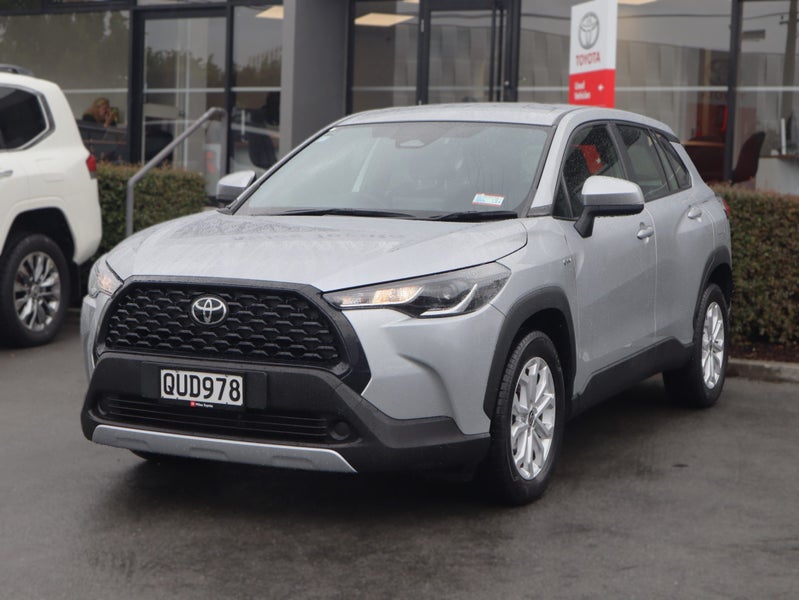 2024 Toyota Corolla Cross GX 2.0 Hybrid, PUSH S... image 3