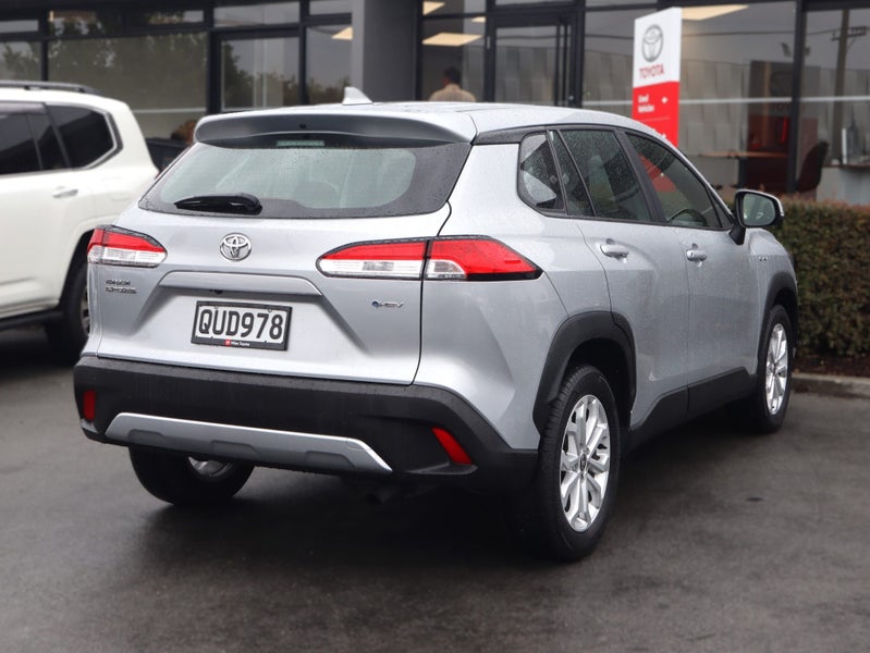 2024 Toyota Corolla Cross GX 2.0 Hybrid, PUSH S... image 5