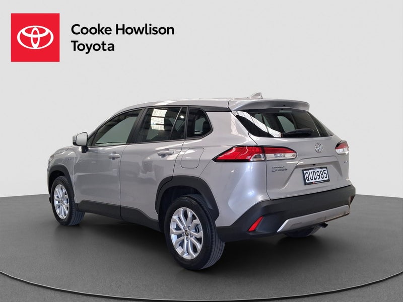 2024 Toyota Corolla Cross GX 2.0L Hybrid image 4
