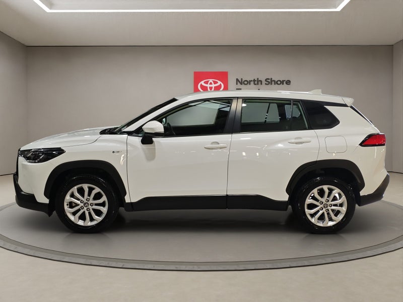 2024 Toyota Corolla Cross GX 2.0L Hybrid FWD SUV image 4