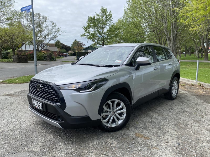 2024 Toyota Corolla Cross GX 2.0P HEV image 3