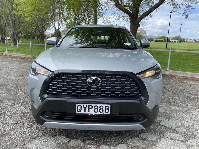 2024 Toyota Corolla Cross GX 2.0P HEV image 2