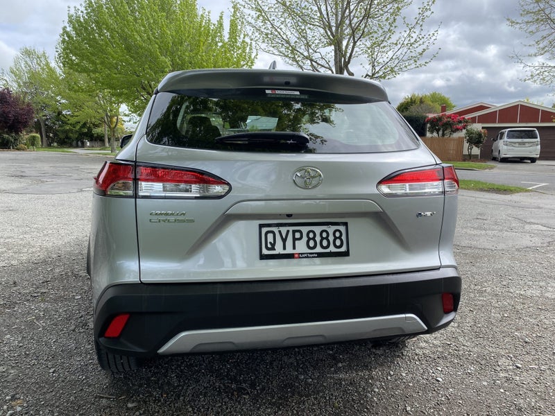 2024 Toyota Corolla Cross GX 2.0P HEV image 4