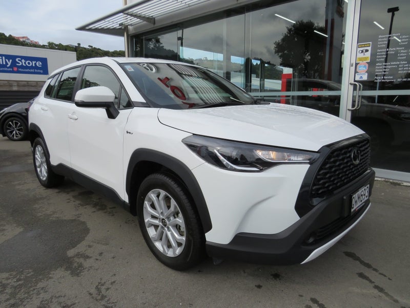 2024 Toyota Corolla Cross GX 2.0P HEV ECVT FWD... image 2