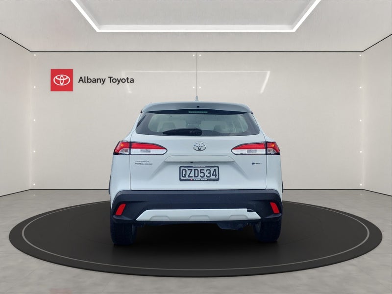 2024 Toyota Corolla Cross GX 2.0P HEV ECVT FWD... image 4
