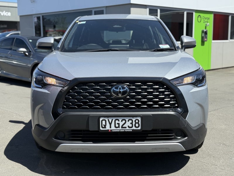 2024 Toyota Corolla Cross GX 2.0P HEV ECVT FWD... image 5