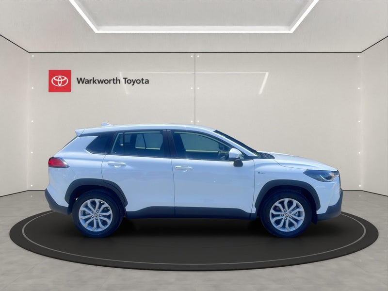 2024 Toyota Corolla Cross GX 2.0P HEV ECVT FWD... image 2