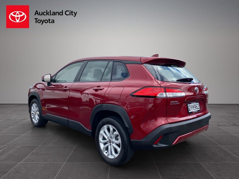 2024 Toyota Corolla Cross GX 2.0P HEV ECVT FWD... image 5