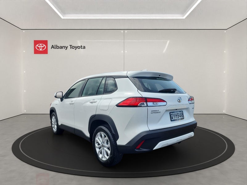 2024 Toyota Corolla Cross GX 2.0P HEV ECVT FWD... image 5