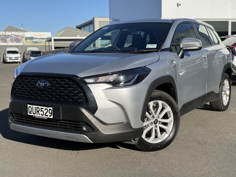 2024 Toyota Corolla Cross GX 2.0P HEV ECVT FWD... image 4