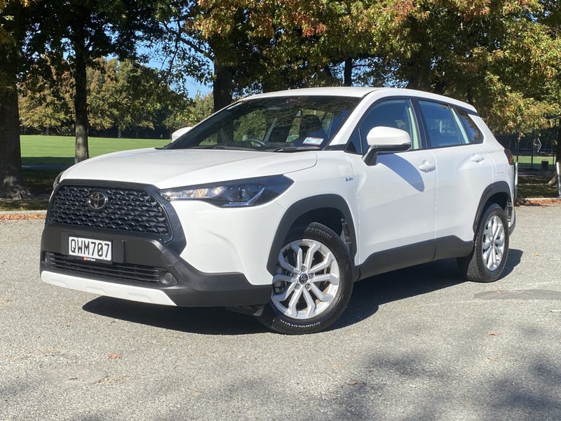 2024 Toyota Corolla Cross GX 2.0P HEV FWD image 3