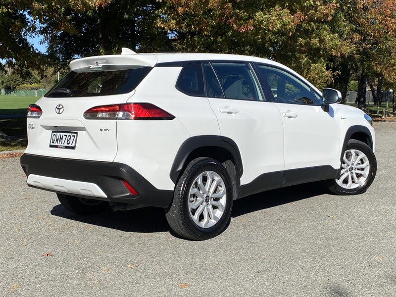 2024 Toyota Corolla Cross GX 2.0P HEV FWD image 5