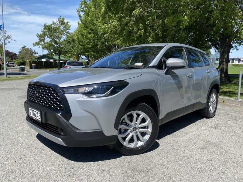 2024 Toyota Corolla Cross GX 2.0P HEV FWD image 3